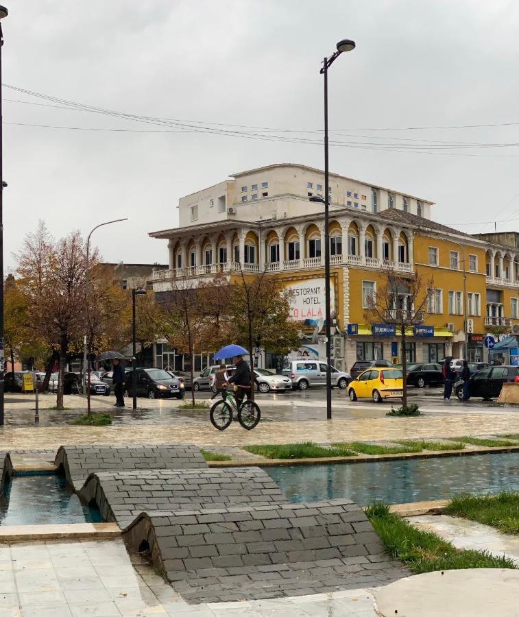 Pilo Lala Hotel Lushnjë エクステリア 写真