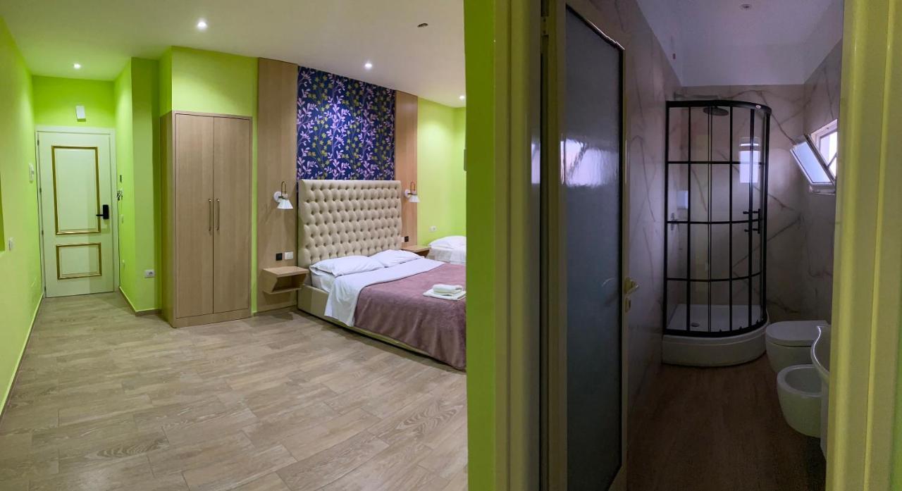 Pilo Lala Hotel Lushnjë エクステリア 写真